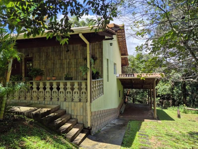 Rancho Ajasol com 10 mil metros quadrados e 02 casas